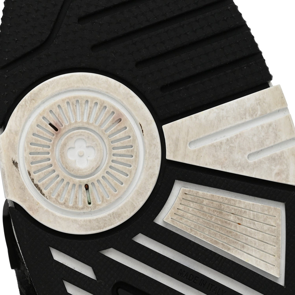 Calfskin Embossed Monogram Denim Mens LV Trainer Sneakers 10 Black £¨ Direct shipment via from wholesalehk.shop