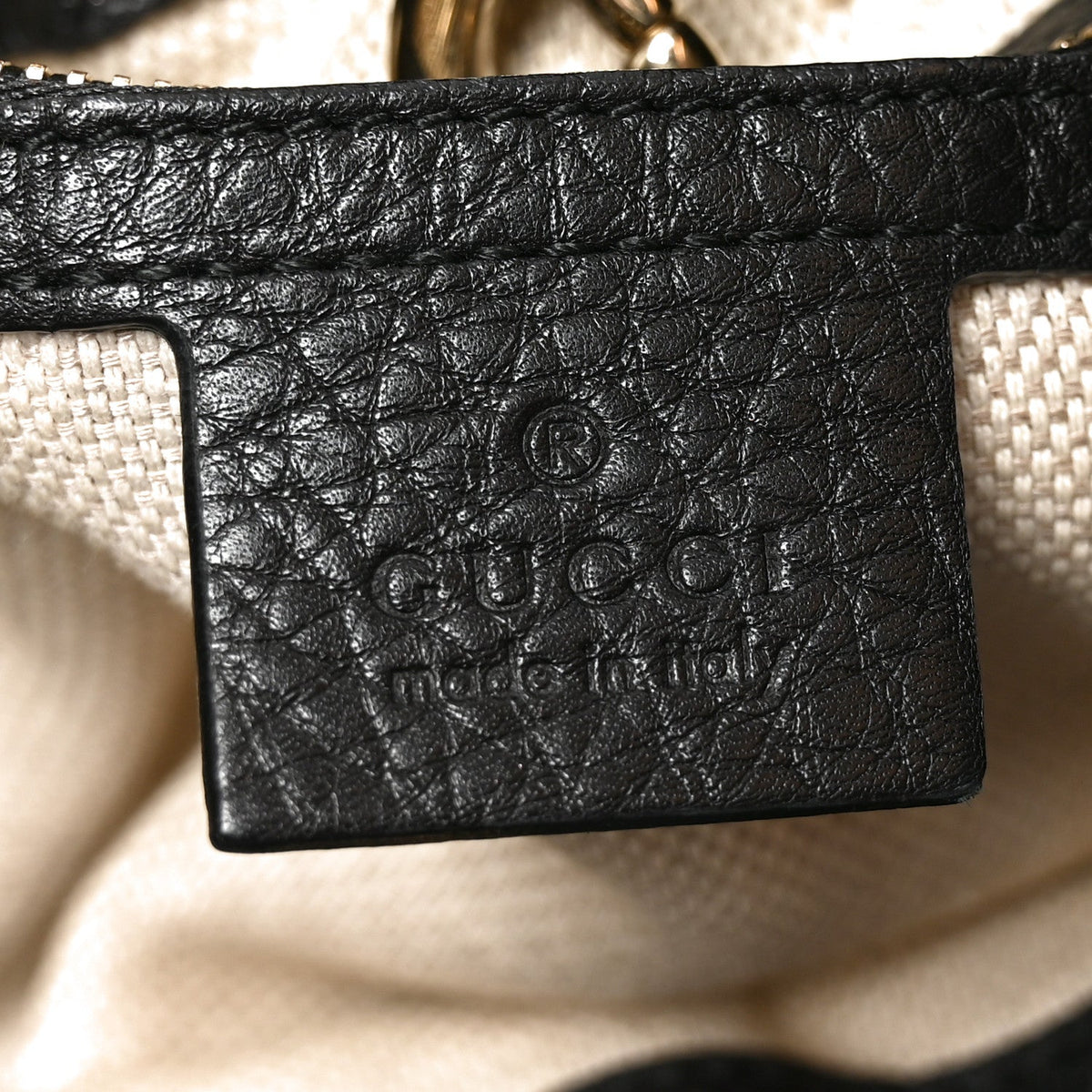 Pebbled Calfskin Medium Soho Chain Shoulder Bag Black wholesalehk.shop