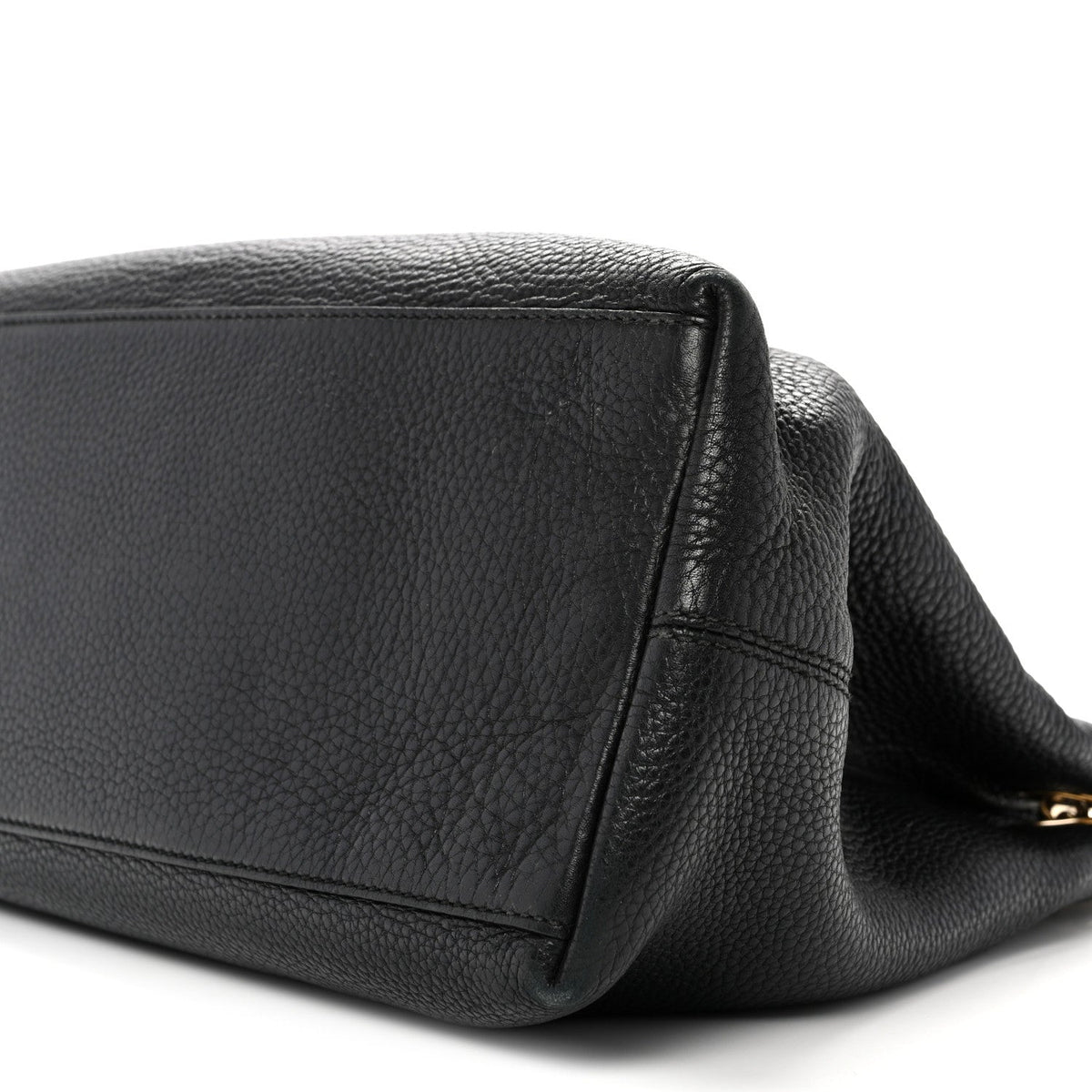 Pebbled Calfskin Medium Soho Chain Shoulder Bag Black wholesalehk.shop