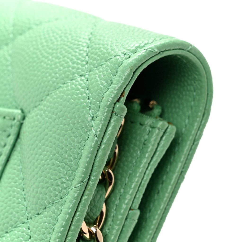 Caviar Quilted Wallet On Chain WOC Green wholesalehk.shop