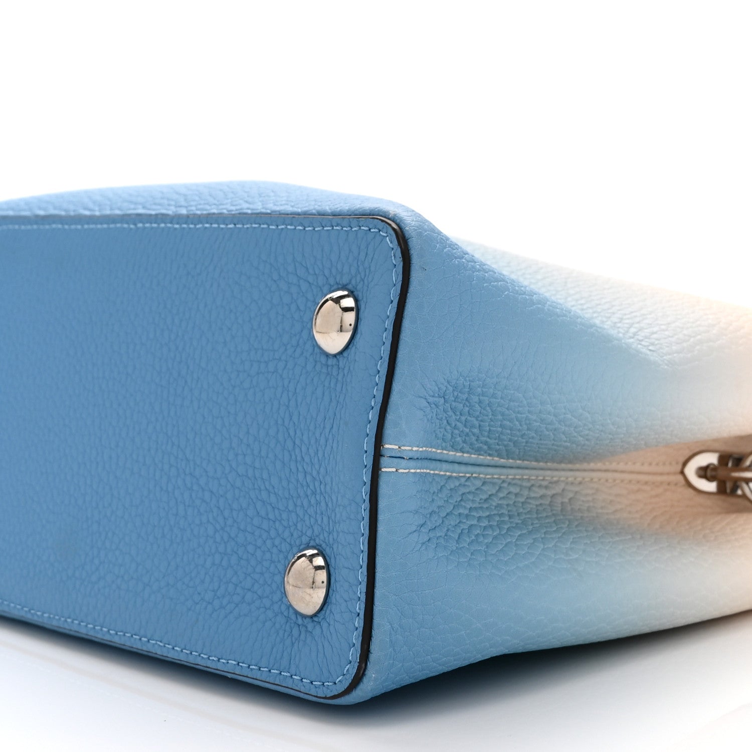 Taurillon Capucines MM Gradient Blue £¨ Direct shipment via from wholesalehk.shop