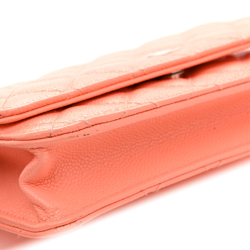Caviar Quilted Wallet on Chain WOC Coral wholesalehk.shop