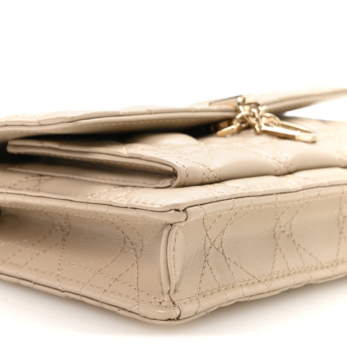 Lambskin Cannage Chain My Dior Daily Chain Pouch Powder Beige wholesalehk.shop