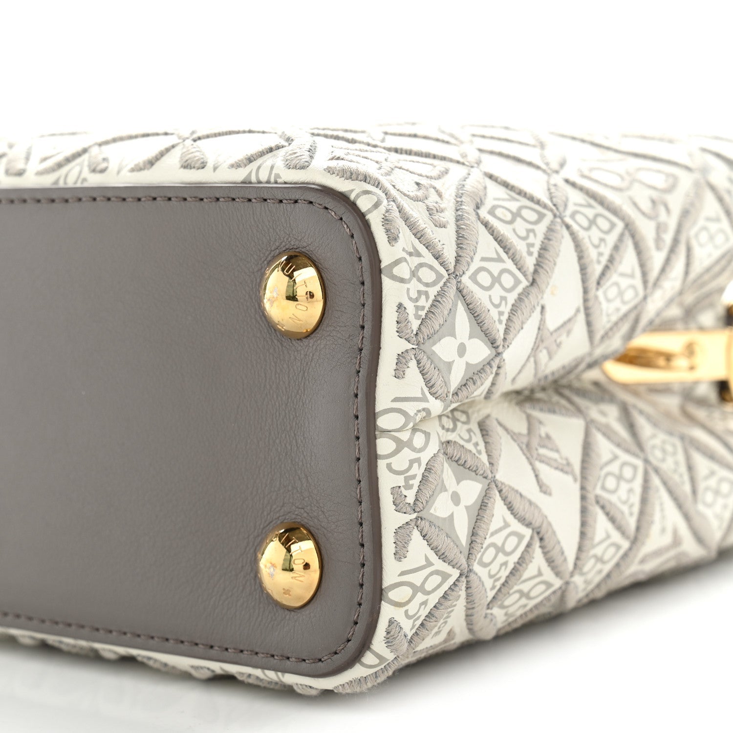 Calfskin Since 1854 Embroidered Capucines BB Ecru Taupe £¨ Direct shipment via from wholesalehk.shop