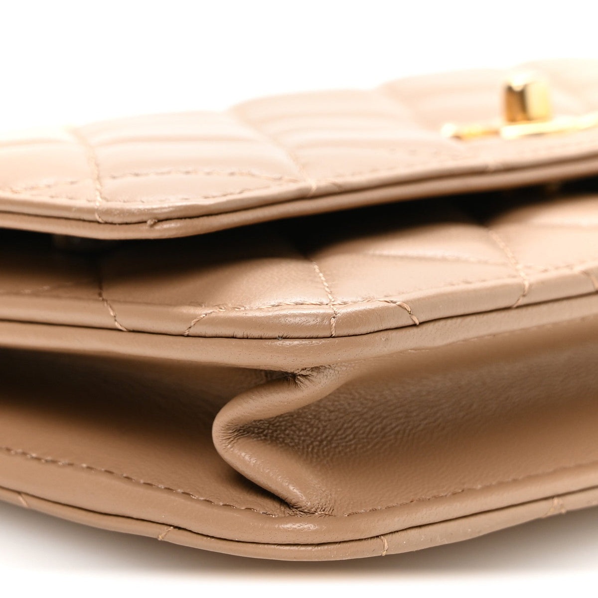 Lambskin Quilted CC Pearl Crush Wallet on Chain WOC Beige wholesalehk.shop