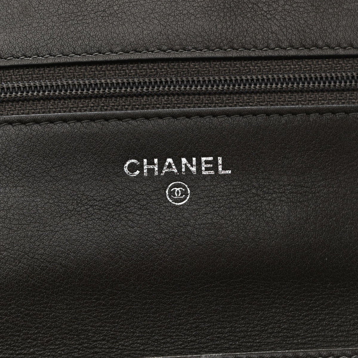 Caviar Timeless CC Wallet on Chain WOC Grey wholesalehk.shop