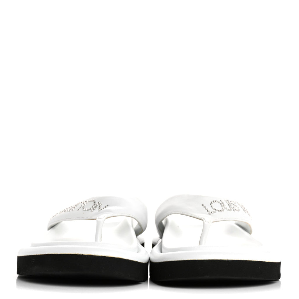 Calfskin Logo Studded Pillow Flat Thong Sandals 35 White £¨ Direct shipment via from wholesalehk.shop