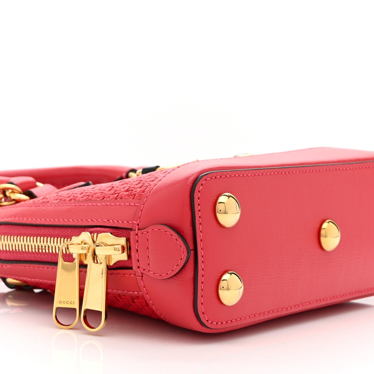 Straw Azalea Calfskin Woven Mini Horsebit 1955 Top Handle Bag Coral Wave Black wholesalehk.shop