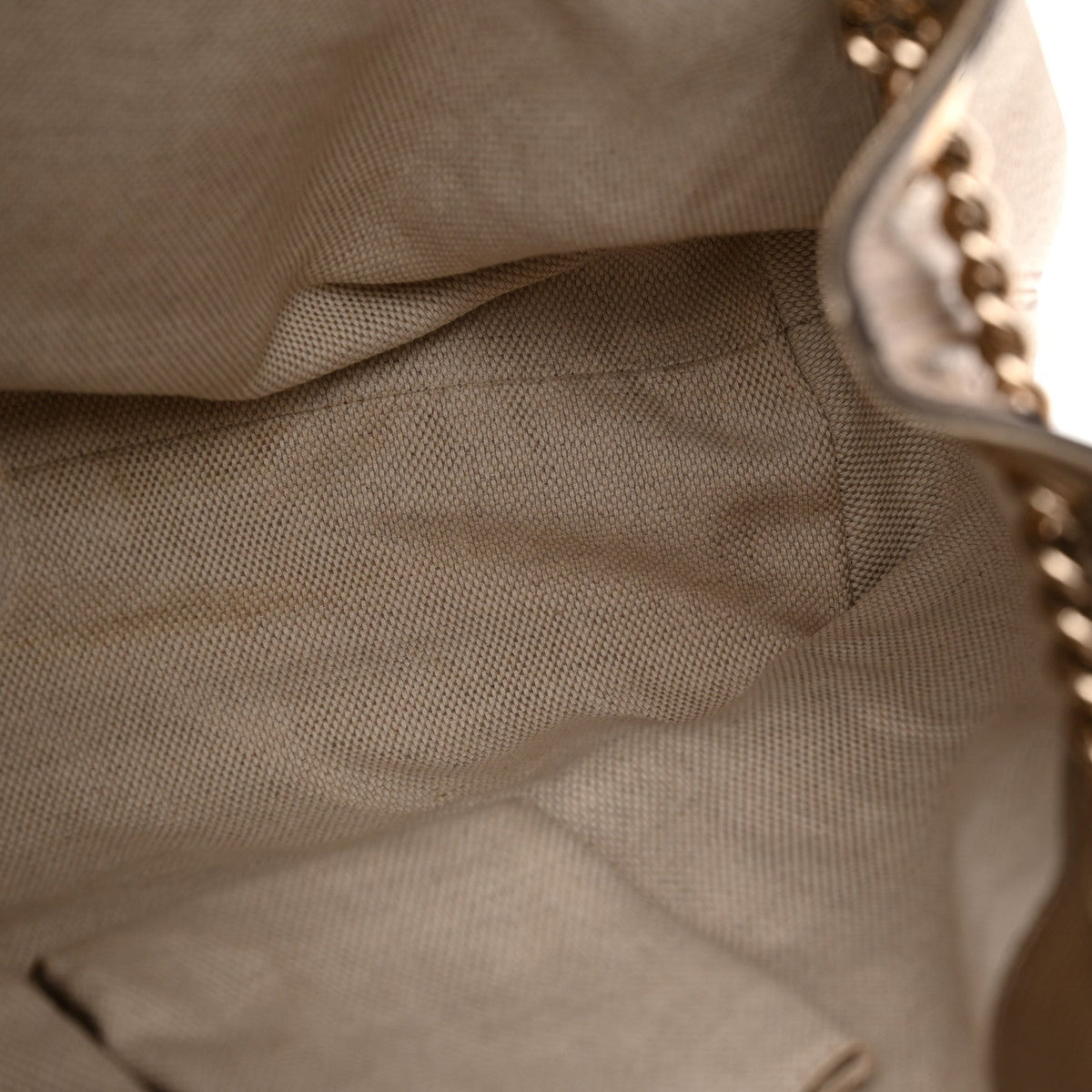 Metallic Pebbled Calfskin Medium Soho Chain Shoulder Bag Golden Beige wholesalehk.shop