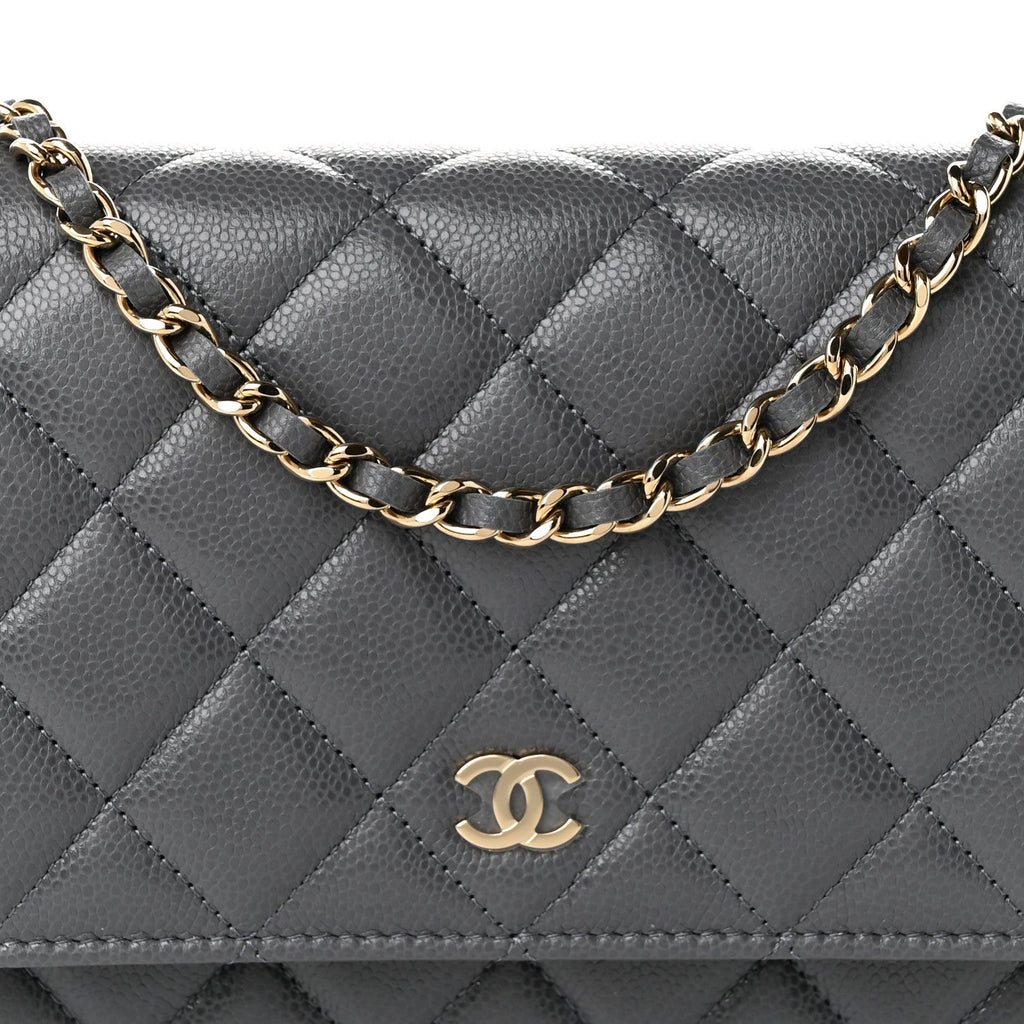 Caviar Quilted Wallet on Chain WOC Grey wholesalehk.shop