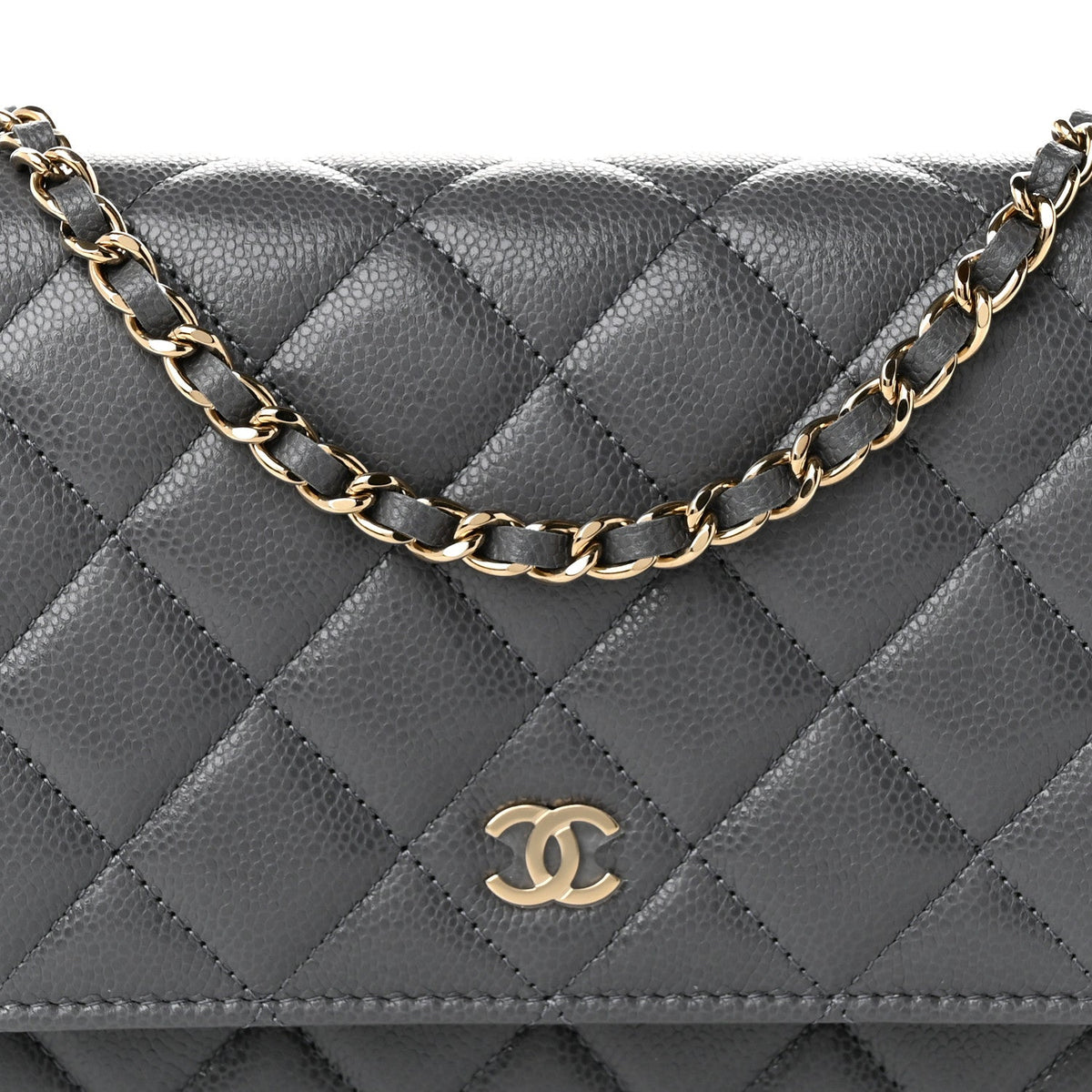Caviar Quilted Wallet on Chain WOC Grey wholesalehk.shop