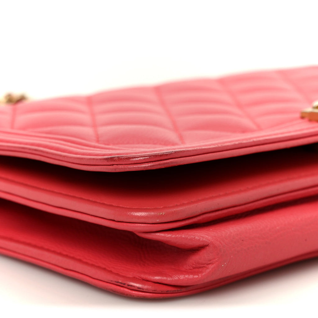 Caviar Quilted Boy Wallet On Chain WOC Dark Pink wholesalehk.shop
