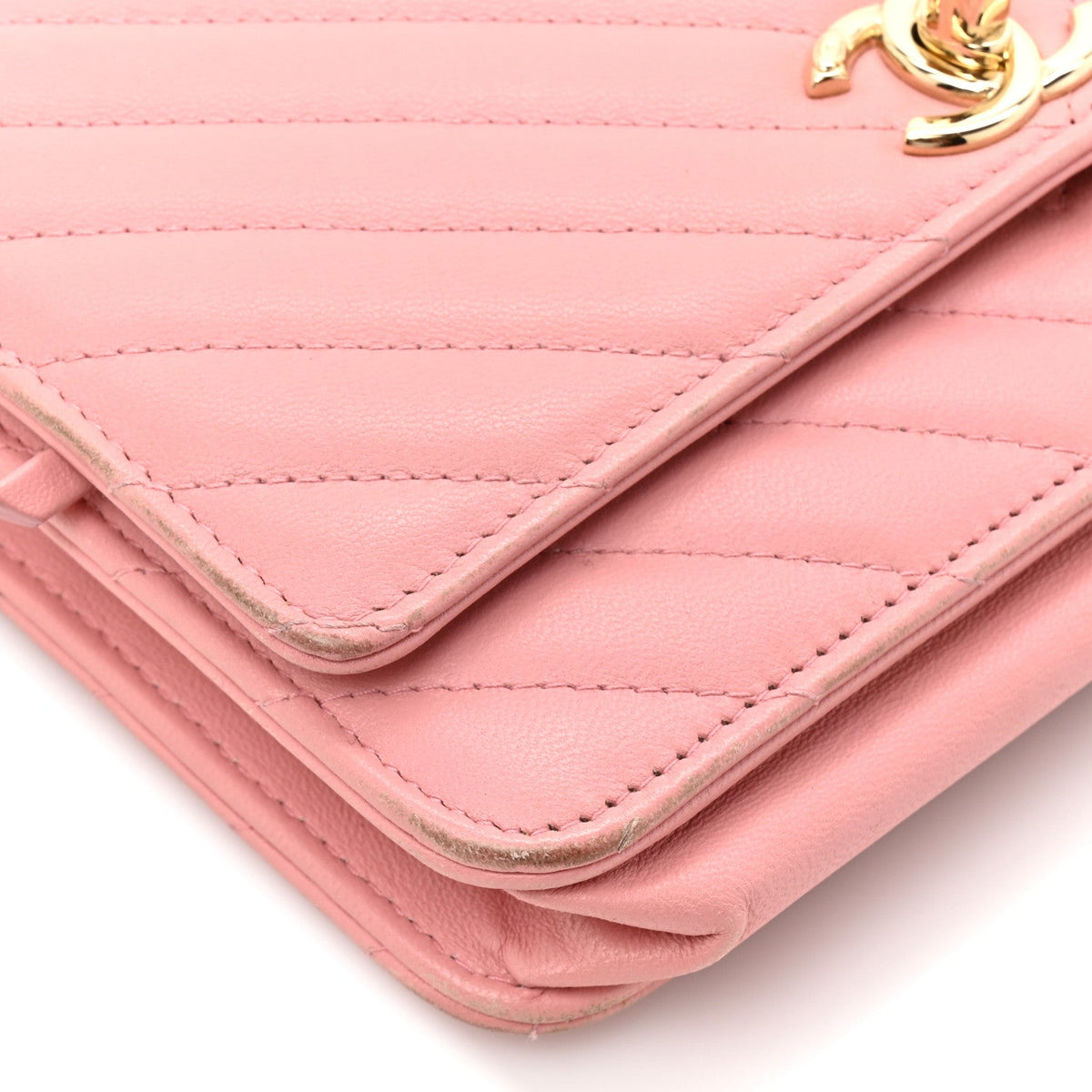 Lambskin Chevron Quilted Trendy CC Wallet On Chain WOC Pink wholesalehk.shop
