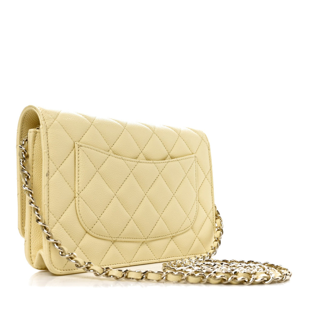 Caviar Quilted CC Turnlock Wallet On Chain WOC Light Yellow wholesalehk.shop