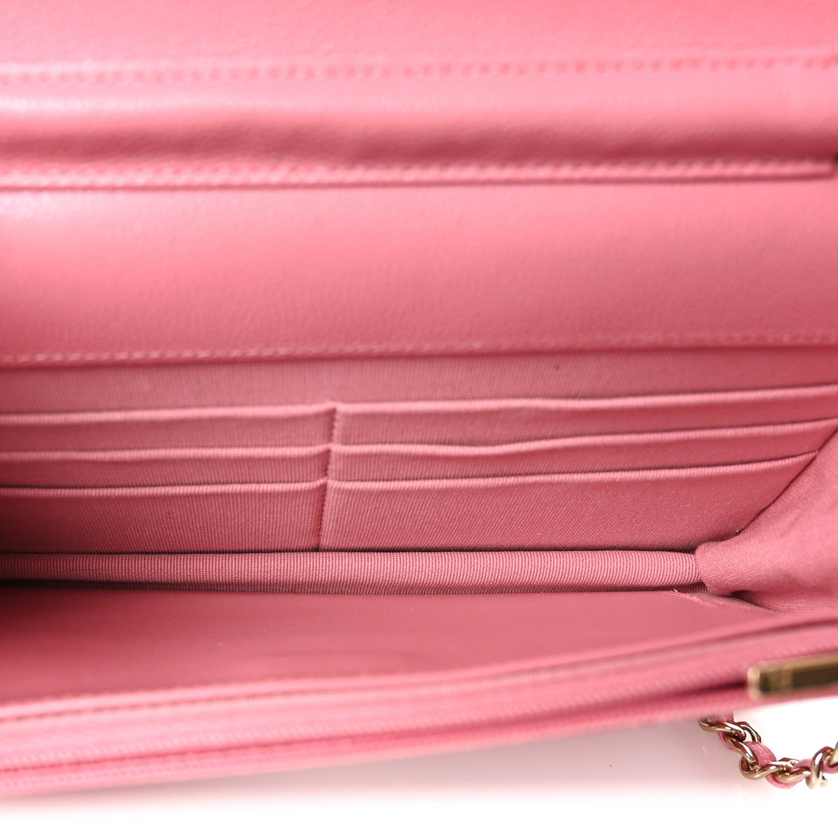 Caviar Quilted Wallet on Chain WOC Light Pink wholesalehk.shop
