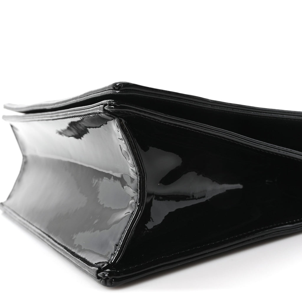 Patent Medium Diorama Flap Bag Black ¡§ Direct shipment via from wholesalehk.shop