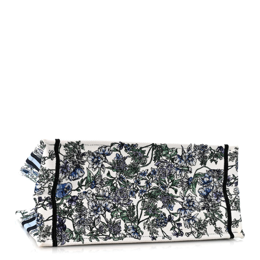 Canvas Embroidered Medium Flowers Book Tote Blue £¨ Direct shipment via from wholesalehk.shop