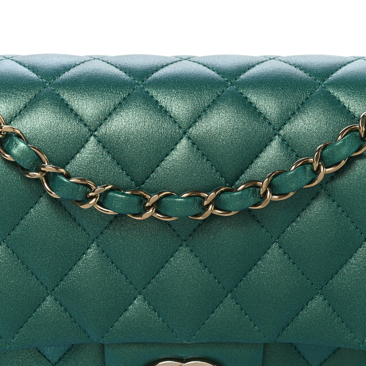 Iridescent Calfskin Quilted Medium Double Flap Green wholesalehk.shop