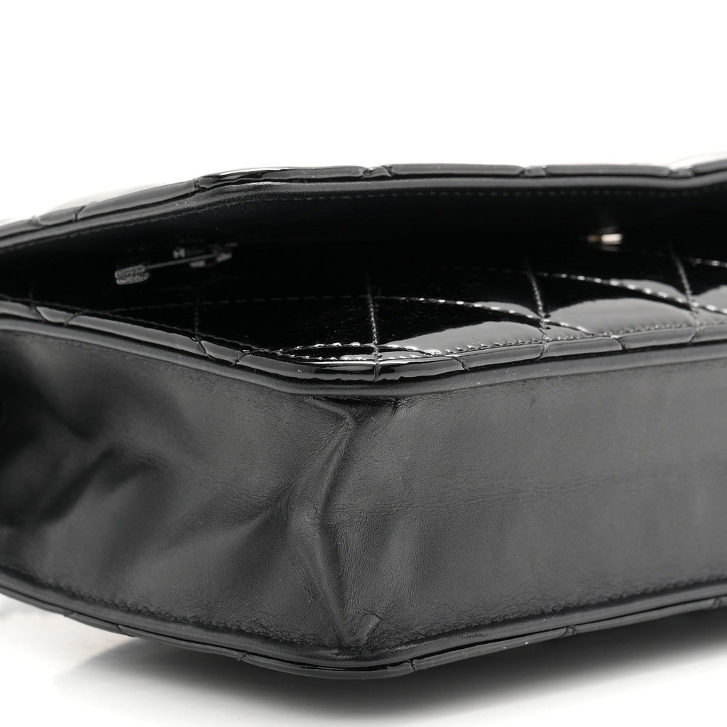 Patent Quilted Wallet On Chain WOC Black wholesalehk.shop
