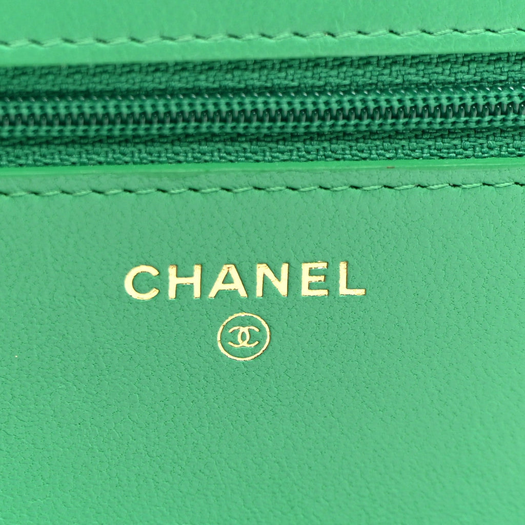 Lambskin Quilted Wallet On Chain WOC Green wholesalehk.shop