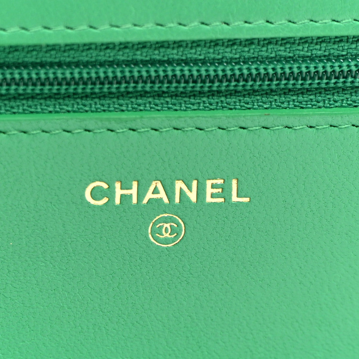Lambskin Quilted Wallet On Chain WOC Green wholesalehk.shop