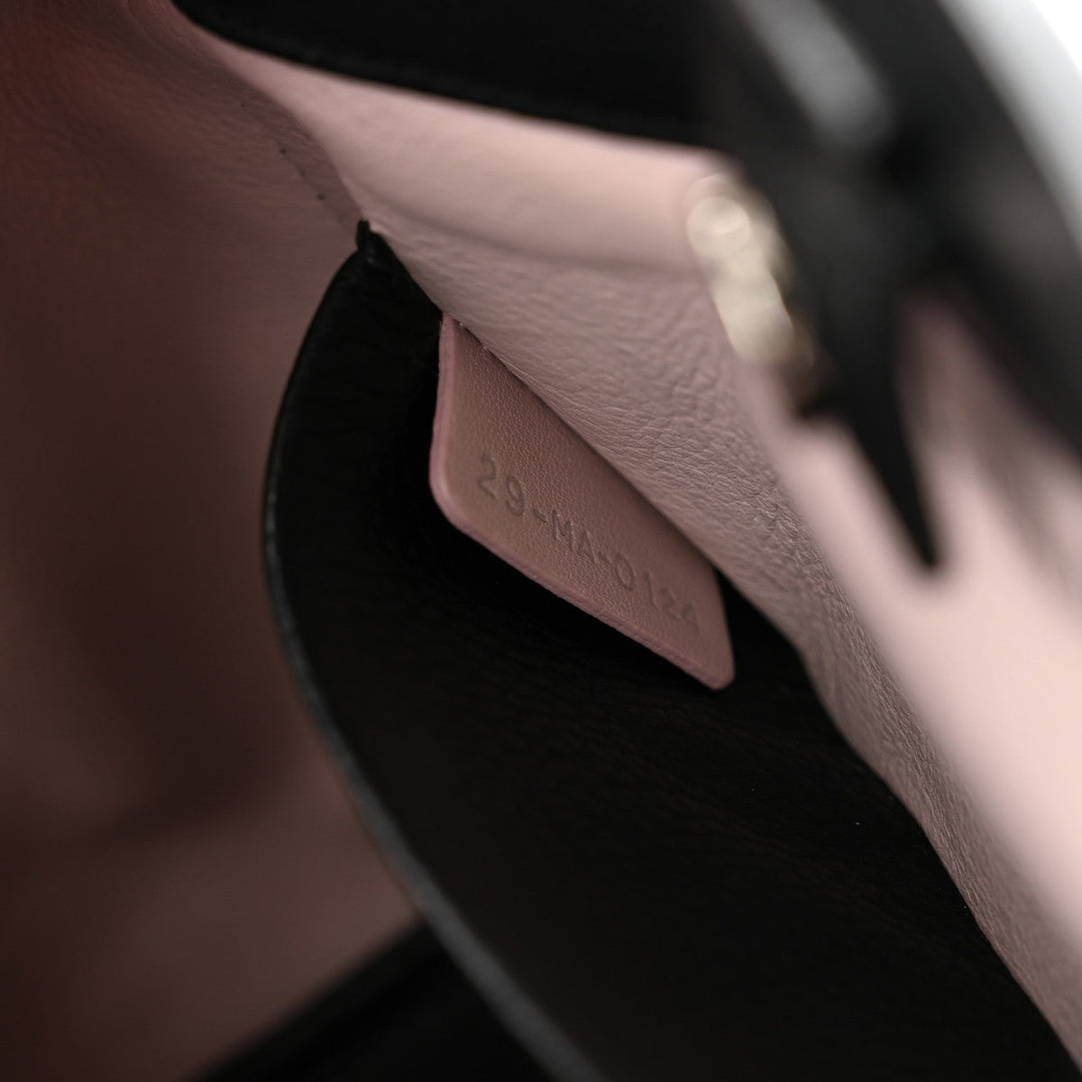 Grained Calfskin Small Open Bar Tote Black wholesalehk.shop