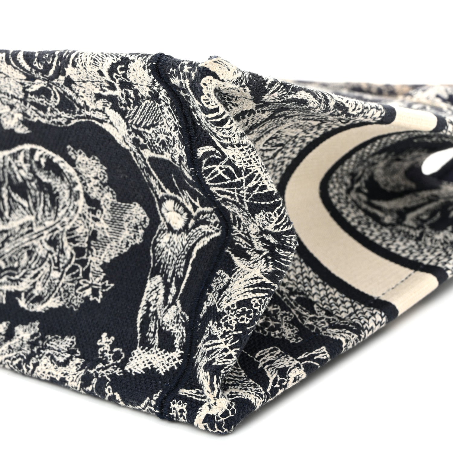 Canvas Embroidered Small Dioriviera Toile De Jouy Book Tote Blue £¨ Direct shipment via from wholesalehk.shop