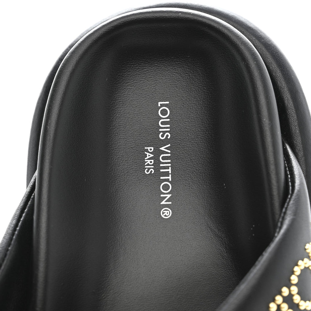 Calfskin Logo Studded Pillow Flat Thong Sandals 35 Black £¨ Direct shipment via from wholesalehk.shop