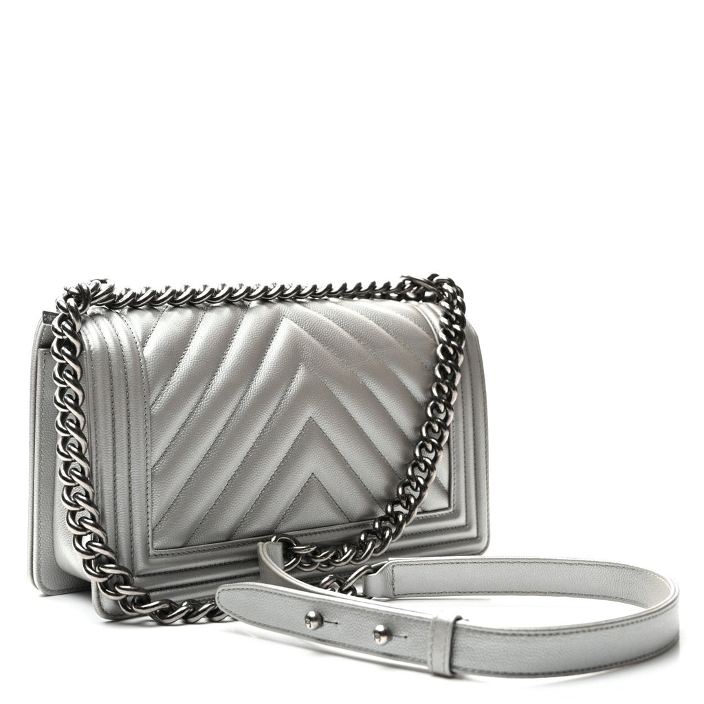 Metallic Caviar Chevron Quilted Medium Boy Flap Silver wholesalehk.shop