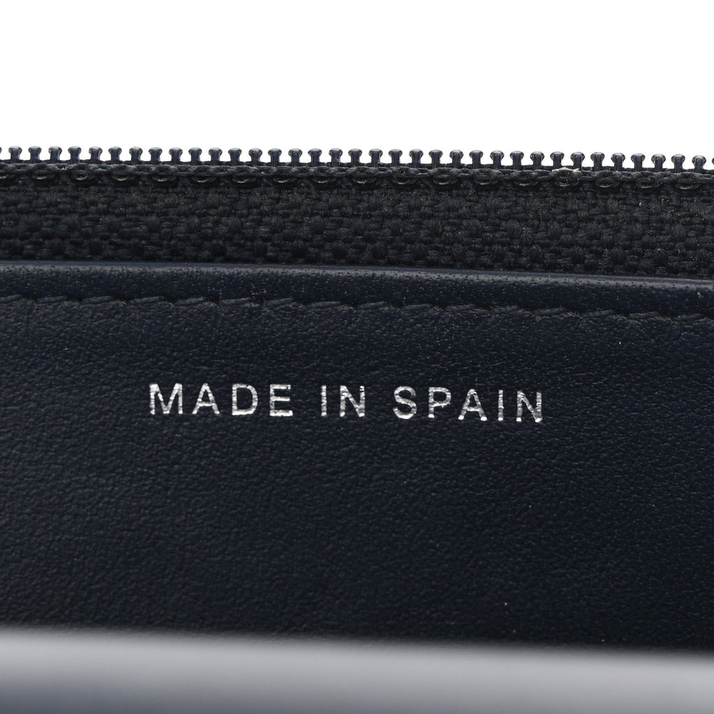 Patent Quilted Wallet On Chain WOC Navy Blue wholesalehk.shop