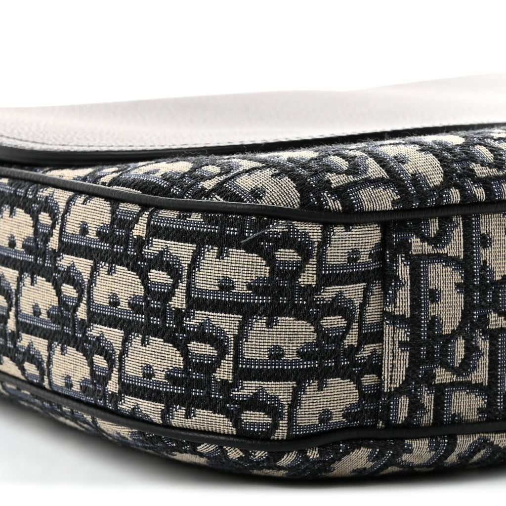 Grained Calfskin Oblique Large Saddle Messenger Black wholesalehk.shop