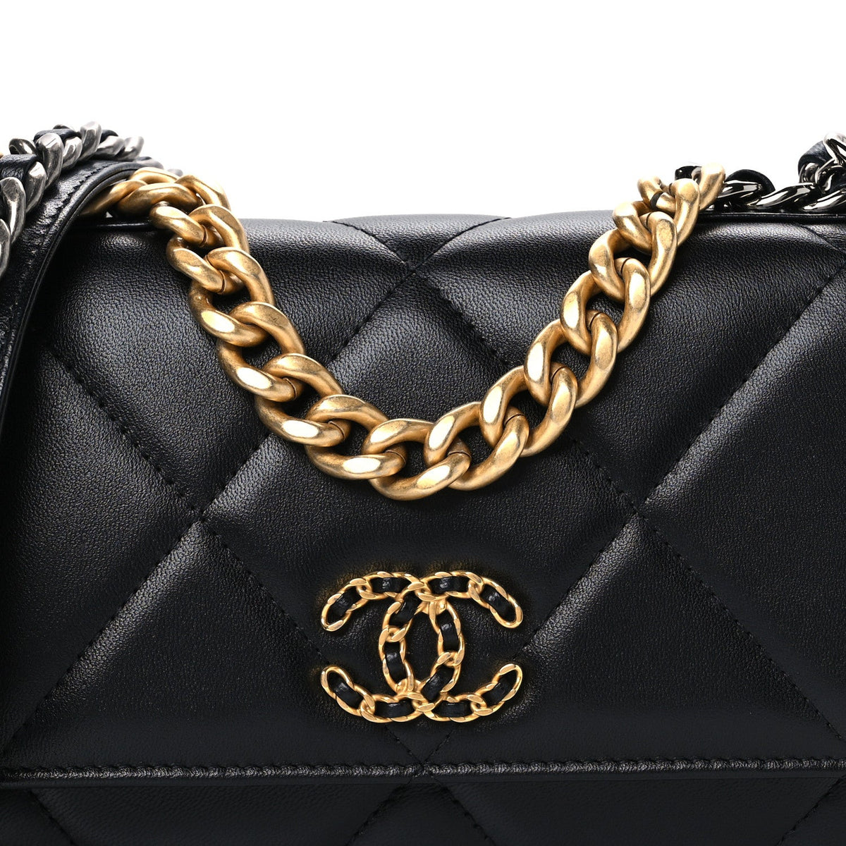 Lambskin Quilted Chanel 19 Wallet On Chain WOC Black wholesalehk.shop