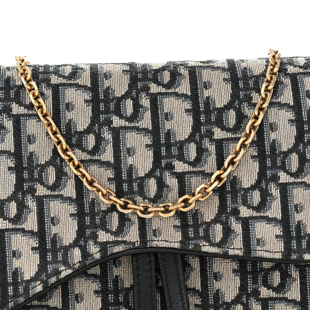 Oblique Saddle Chain Pouch Blue wholesalehk.shop