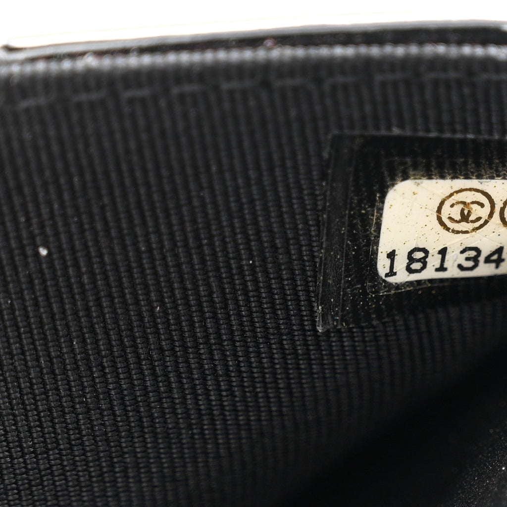 Patent Quilted Wallet On Chain WOC Black wholesalehk.shop