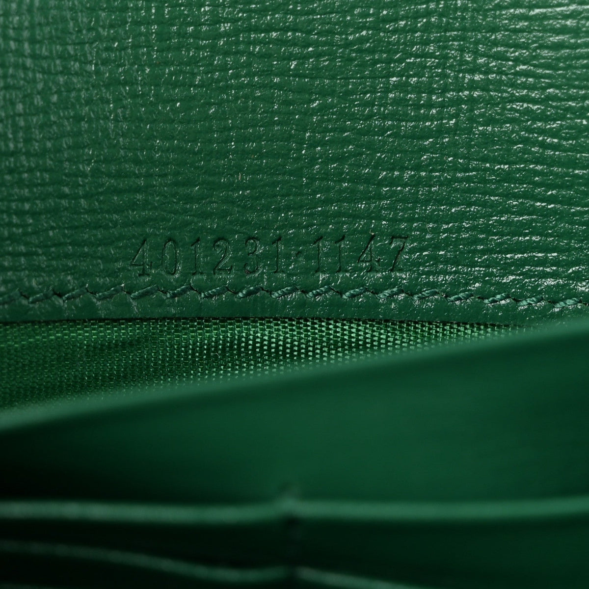 Azalea Calfskin Enamel Mini Dionysus Chain Wallet New Shamarock Emerald wholesalehk.shop