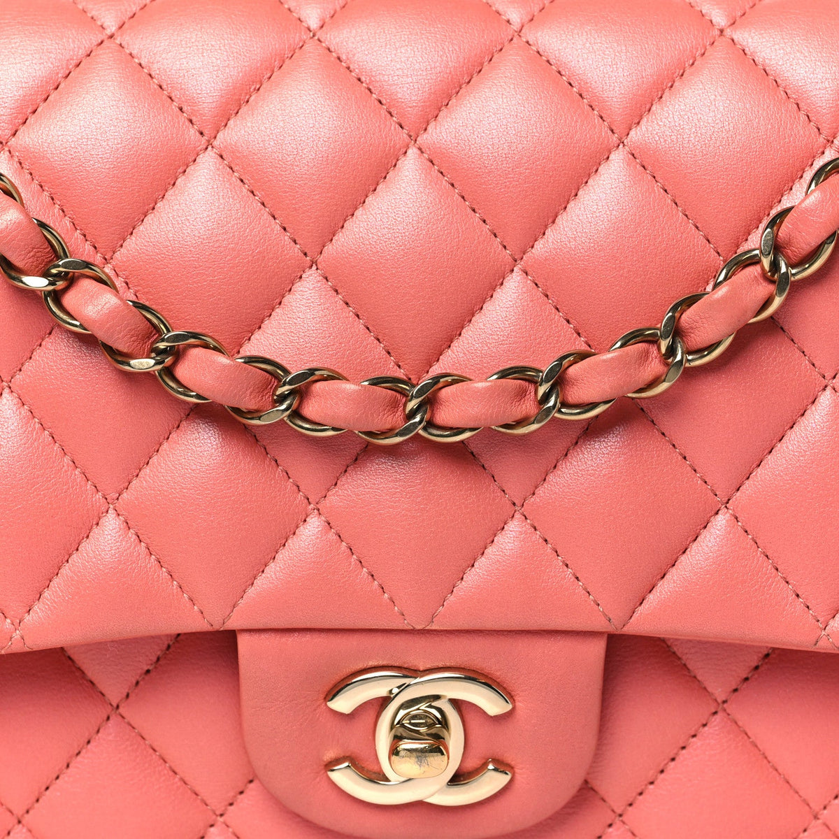 Iridescent Lambskin Quilted Medium Double Flap Pink wholesalehk.shop
