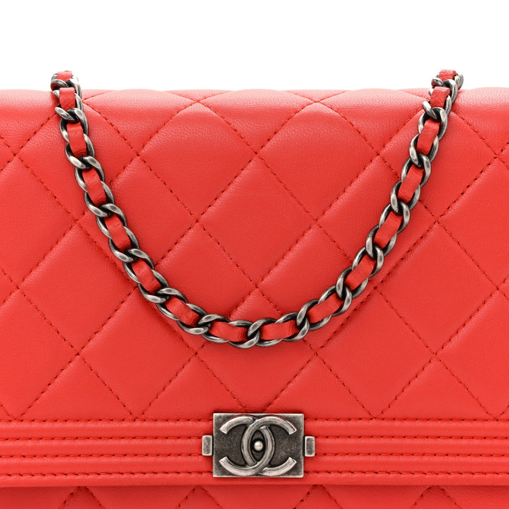 Lambskin Quilted Boy Wallet On Chain WOC Red wholesalehk.shop