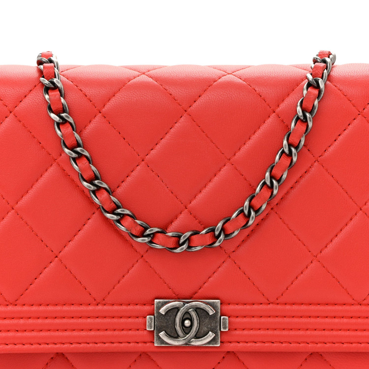 Lambskin Quilted Boy Wallet On Chain WOC Red wholesalehk.shop