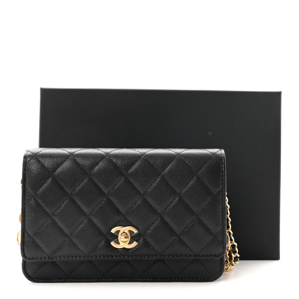 Caviar Quilted Medallion Wallet on Chain WOC Black wholesalehk.shop