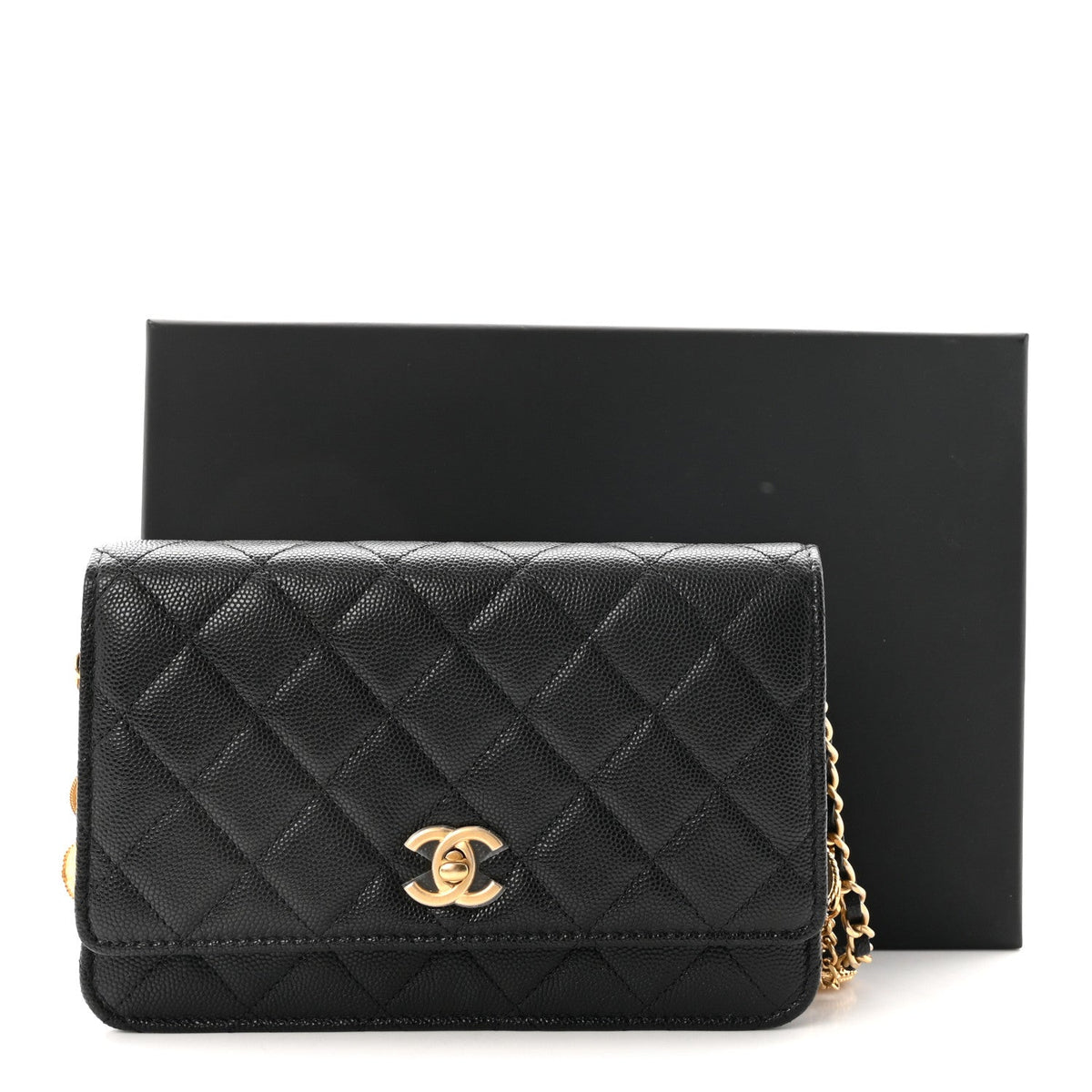 Caviar Quilted Medallion Wallet on Chain WOC Black wholesalehk.shop