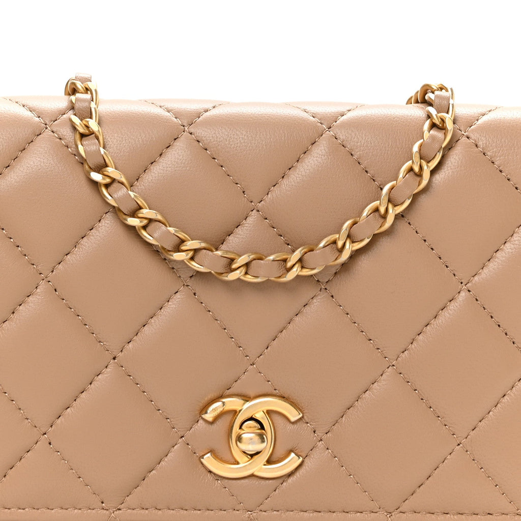 Lambskin Quilted CC Pearl Crush Wallet on Chain WOC Beige wholesalehk.shop