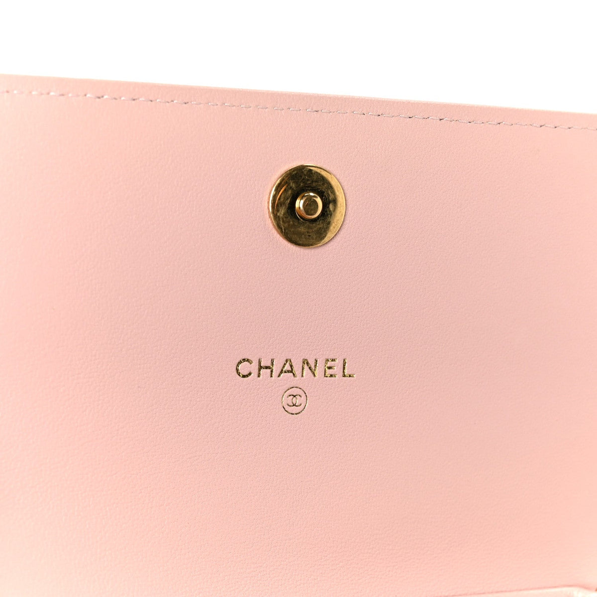 Lambskin Quilted CC Pearl Enamel Clutch on Chain WOC Light Pink wholesalehk.shop