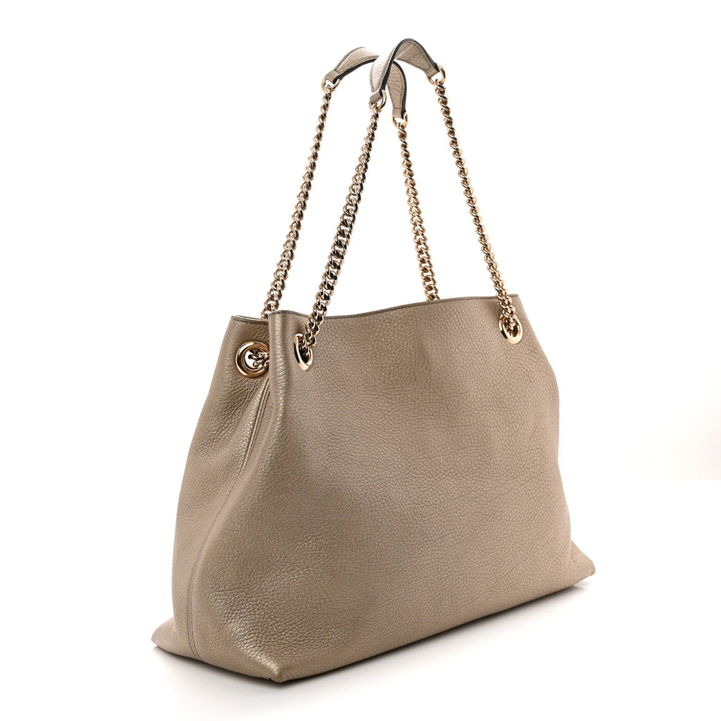 Metallic Pebbled Calfskin Medium Soho Chain Shoulder Bag Golden Beige wholesalehk.shop