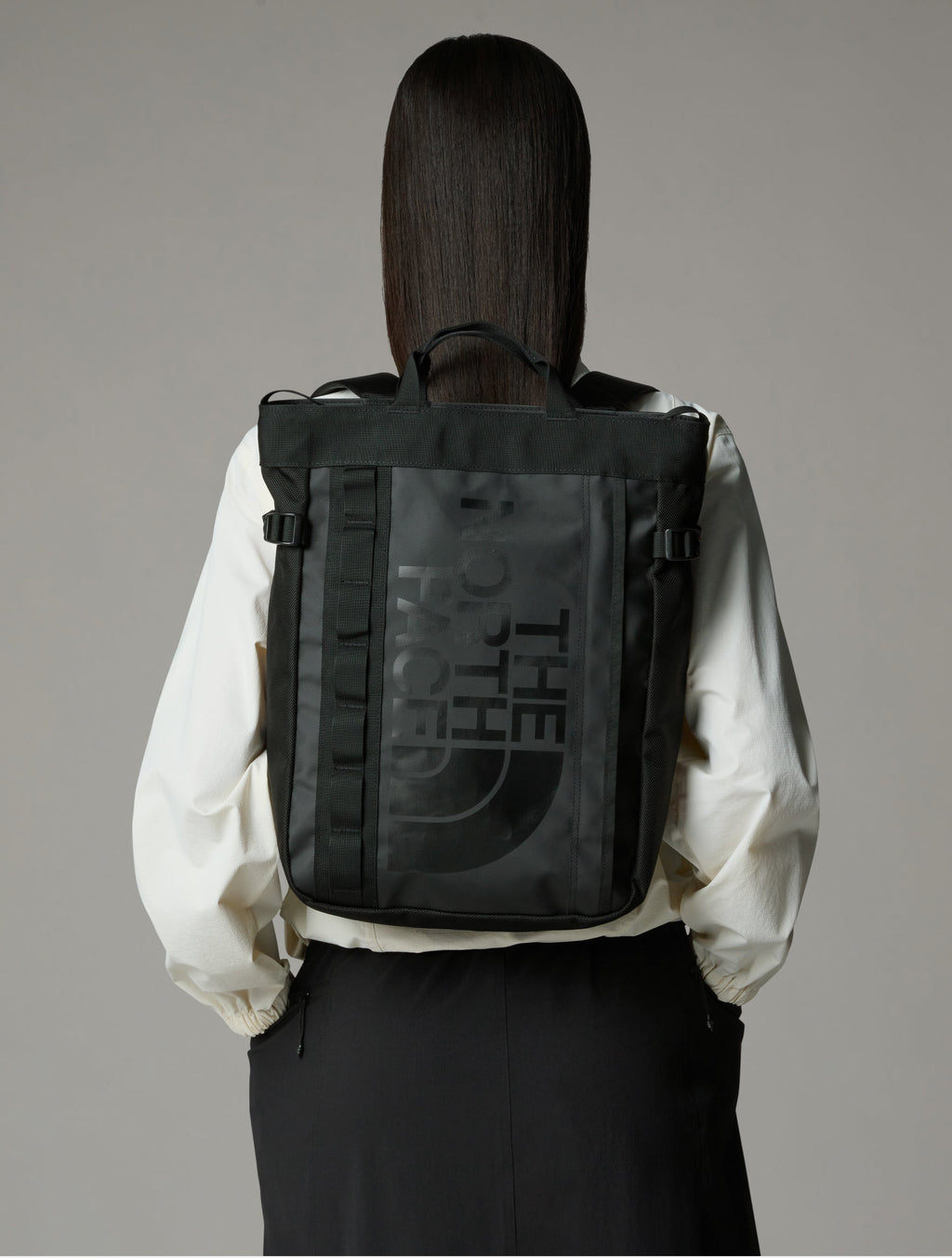 2026 New Arrival Tote Bag in Materiale Robusto Nero wholesalehk.shop