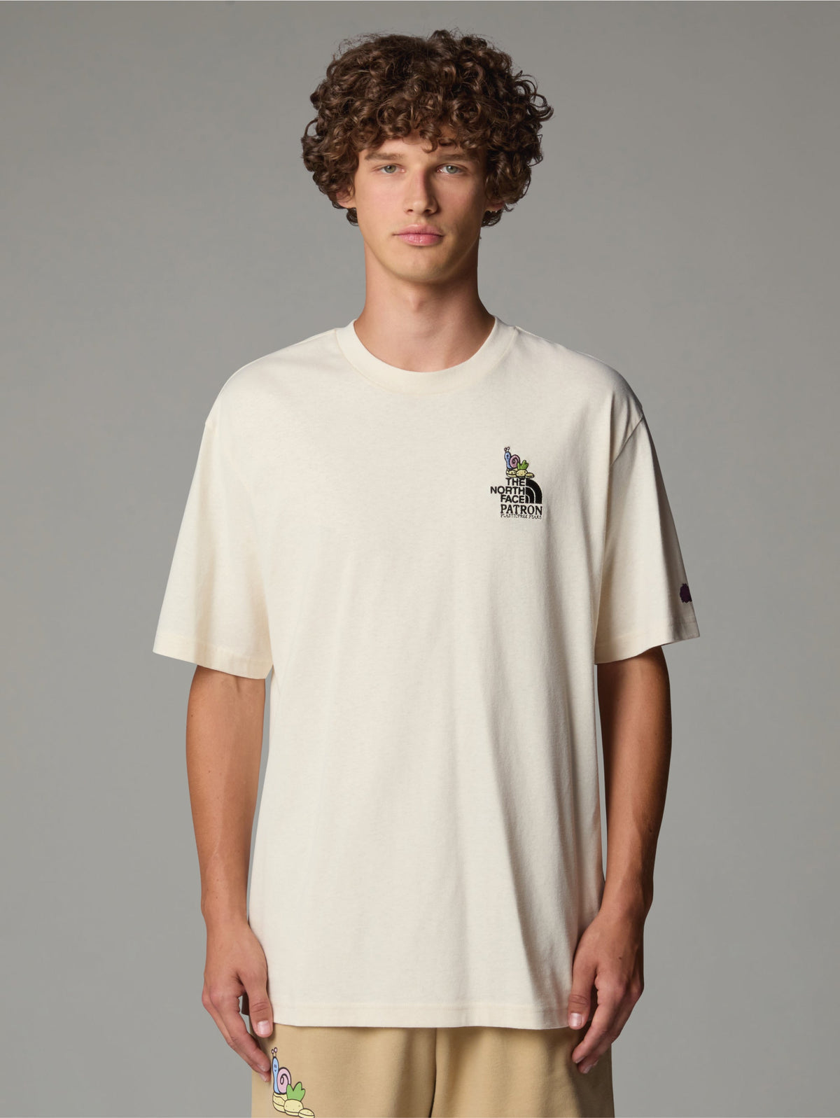 2026 New Arrival T-shirt Unisex Plasticfree Peaks Bianco wholesalehk.shop