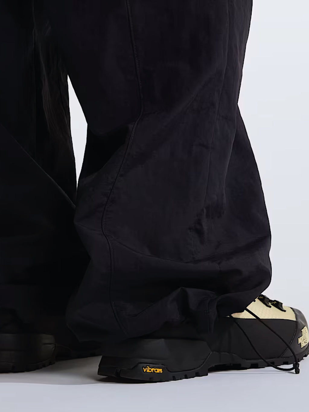 2026 New Arrival Pantaloni Cargo con Cinta Nero wholesalehk.shop