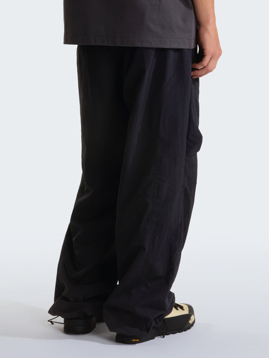 2026 New Arrival Pantaloni Cargo con Cinta Nero wholesalehk.shop