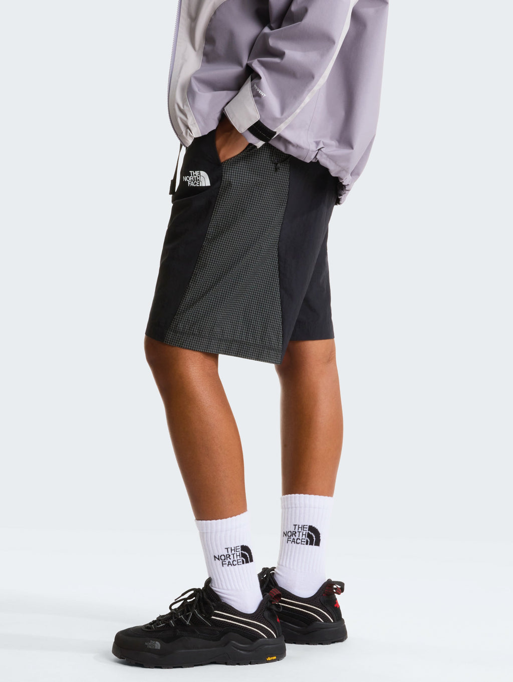 2026 New Arrival Shorts con Inserti e Cinta Nero wholesalehk.shop
