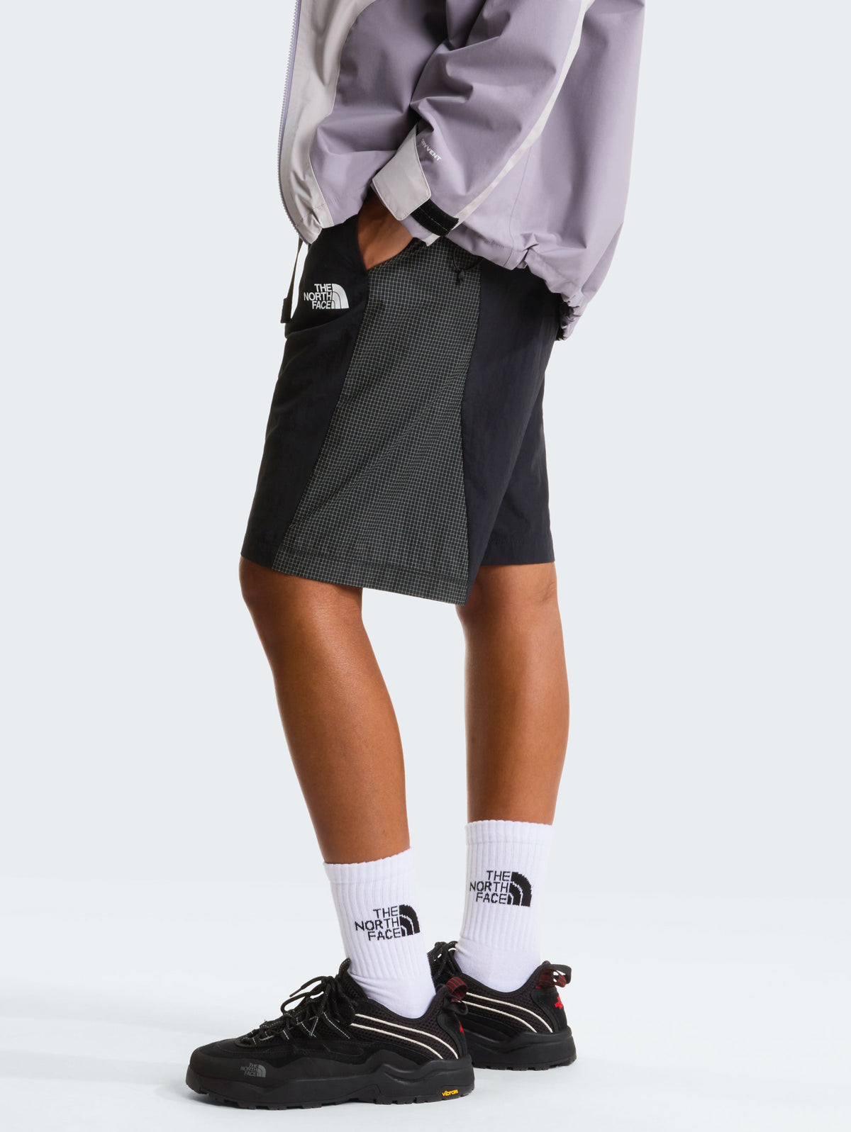 2026 New Arrival Shorts con Inserti e Cinta Nero wholesalehk.shop