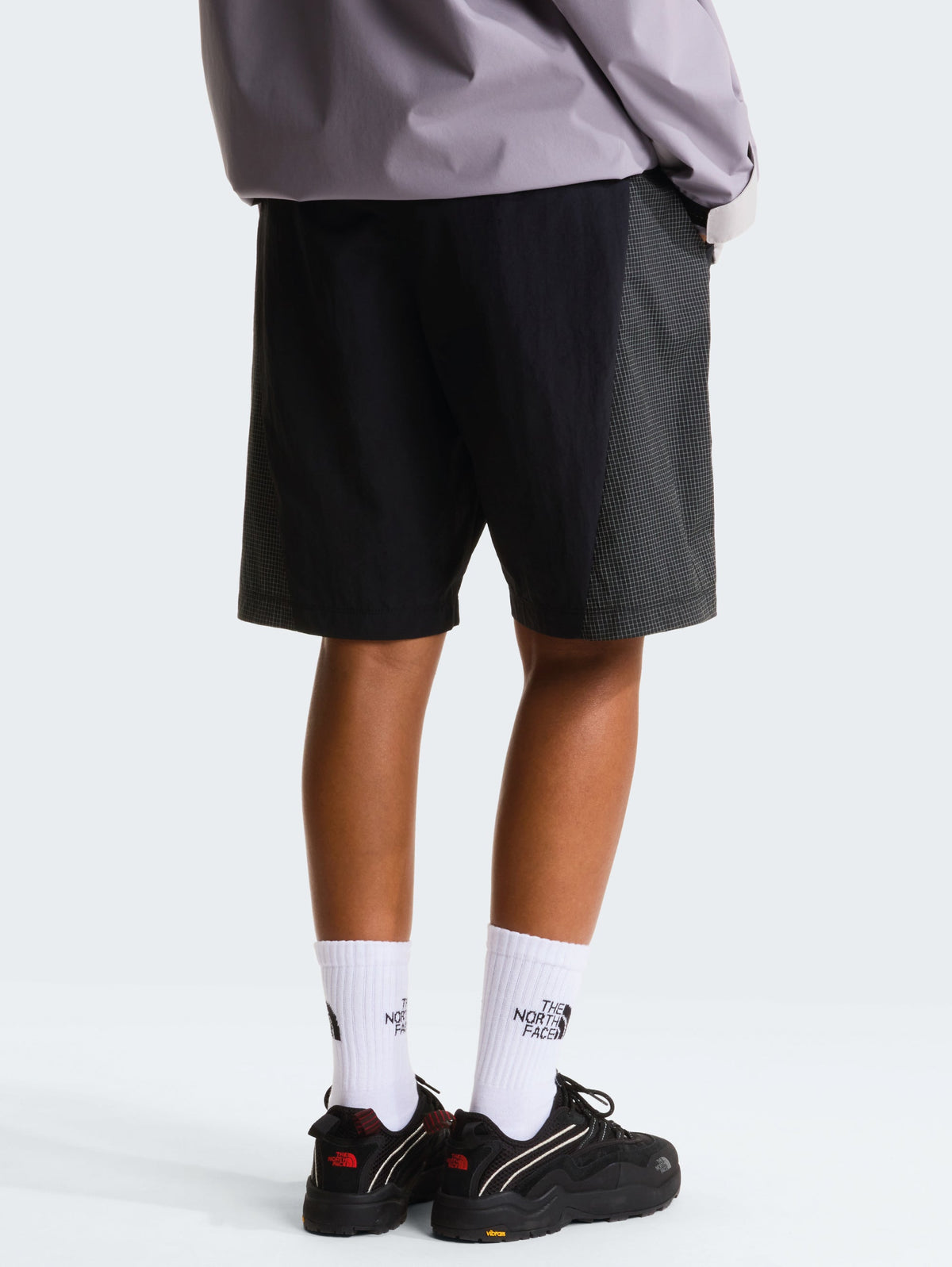 2026 New Arrival Shorts con Inserti e Cinta Nero wholesalehk.shop